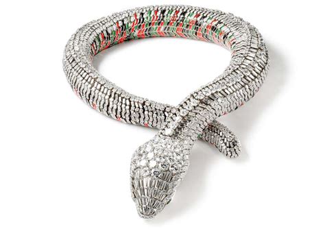 collier serpent cartier prix